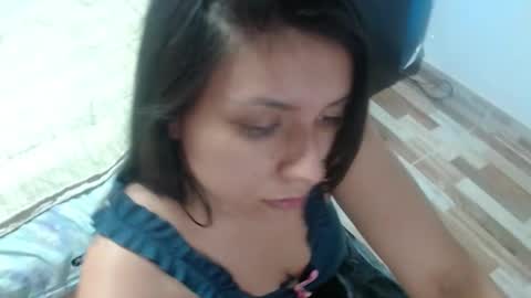 Snapshot of gatitangela chatting on January 28, 3:15 am Angela leal online show from January 28, 3:15 am