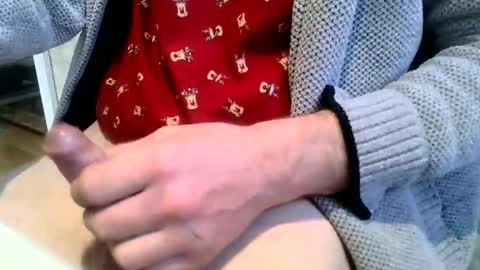 gazjones231 online show from December 19, 1:17 pm