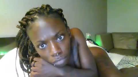 Snapshot of gbabii13 chatting on September 27, 8:34 am gbabii13 online show from September 27, 8:34 am