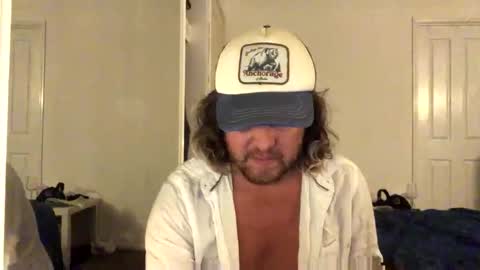 gcsurfer81 online show from March 3, 9:16 am