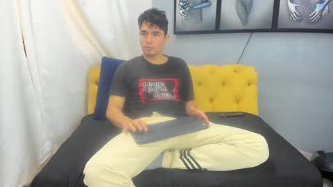 Gean Mclovin online show from April 21, 7:21 pm