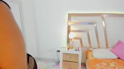 Delicious Curvy online show from September 29, 1:10 pm