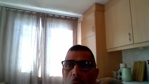 Gen online show from April 22, 7:15 am