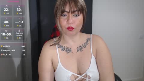 Snapshot of genesisgems11_ chatting on February 8, 6:54 am Genesis online show from February 8, 6:54 am