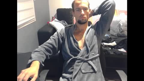 Snapshot of genie_lamps chatting on December 1, 10:34 pm Edouard online show from December 1, 10:34 pm