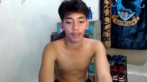 Rayl online show from March 5, 9:40 am