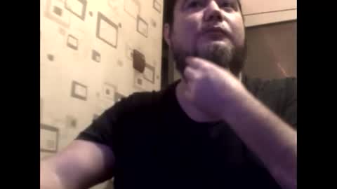 Snapshot of george84xxx chatting on October 8, 7:31 pm GeOOXXX online show from October 8, 7:31 pm