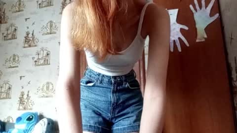 Ellie online show from March 24, 1:17 pm