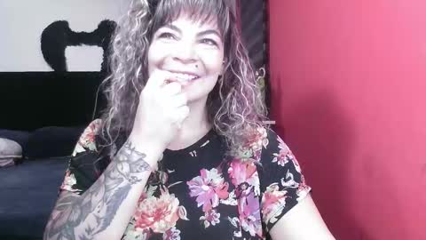 Georgina  online show from November 10, 4:48 am