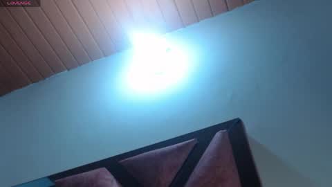  Georgina  online show from March 31, 9:10 am