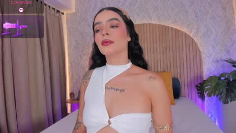 Snapshot of georginna_sins chatting on October 18, 3:05 pm Kendal  online show from October 18, 3:05 pm