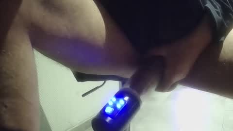 Snapshot of geranimo431374 chatting on October 22, 3:31 am geranimo431374 online show from October 22, 3:31 am