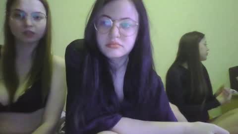 Eva online show from March 3, 10:06 am