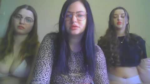 Eva online show from March 10, 1:54 pm