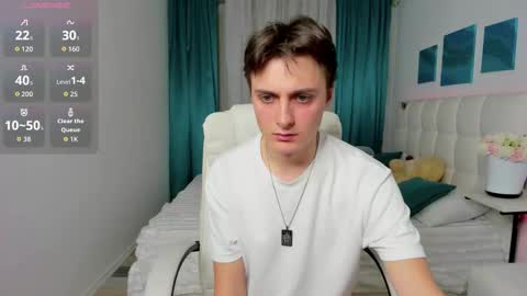 Alex online show from October 24, 6:30 pm