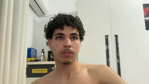 ghilassss online show from March 10, 4:22 pm