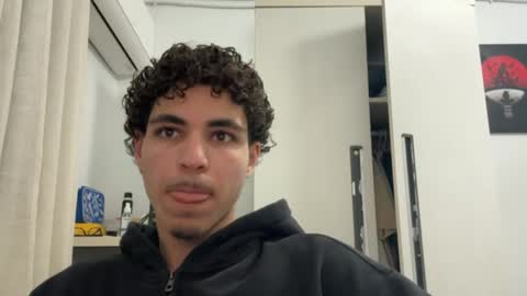 ghilassss online show from March 15, 11:19 pm