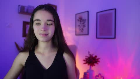 Gia Paige18 online show from November 9, 2:53 pm