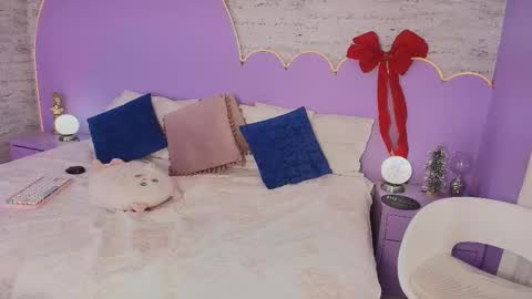 Gia online show from February 19, 8:08 pm