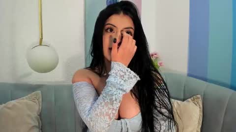 I am gia online show from November 26, 3:04 am