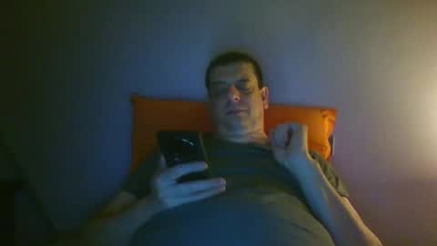 Snapshot of giaco1982 chatting on October 18, 7:12 am samuel online show from October 18, 7:12 am