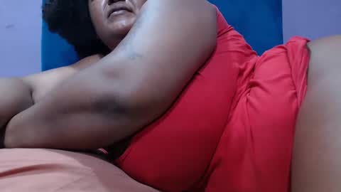 gianttitts online show from November 22, 8:57 am