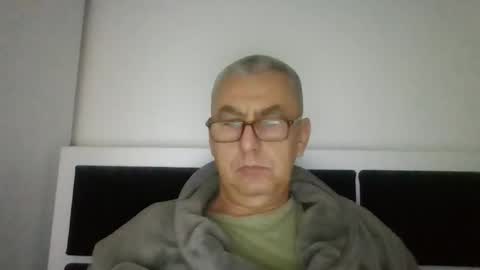 Snapshot of gigi1970 chatting on October 18, 12:42 pm gigi1970 online show from October 18, 12:42 pm