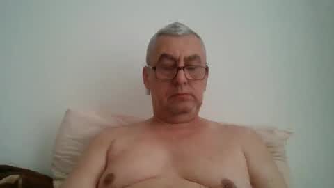 gigi1970 online show from March 21, 10:53 am