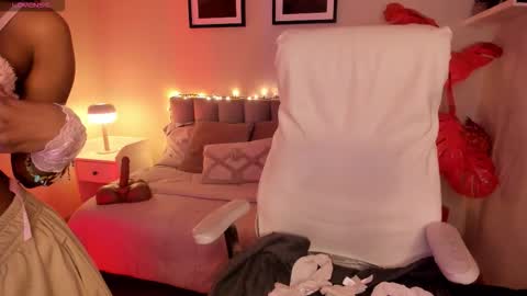 GIGI online show from February 12, 7:23 am