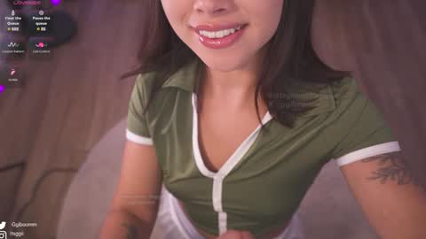 Snapshot of gigi_ulala chatting on December 2, 10:51 pm 80 off in my OF gigipriv online show from December 2, 10:51 pm