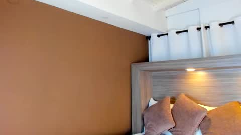 gigi wilden online show from February 25, 11:14 am