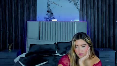 Gigi Doll online show from February 26, 2:38 pm