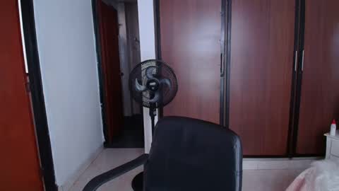 Sharlotte  online show from February 11, 7:48 pm