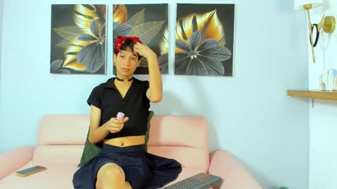 Snapshot of gigy___ chatting on October 16, 12:49 pm gigy___ online show from October 16, 12:49 pm