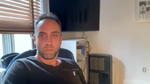 Snapshot of gilber10101 chatting on October 21, 7:50 pm gilber10101 online show from October 21, 7:50 pm