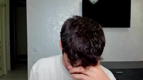 gilbertogonzales online show from March 12, 5:13 am