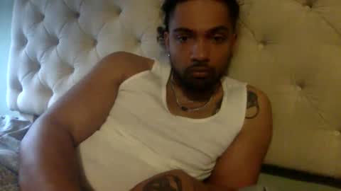 gilbone_gattsby online show from April 1, 10:39 pm