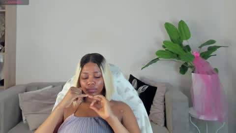 Gina online show from March 11, 4:48 am