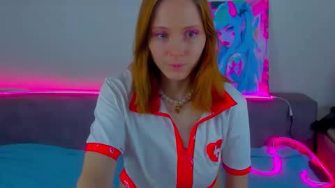 Gina online show from September 15, 8:05 am