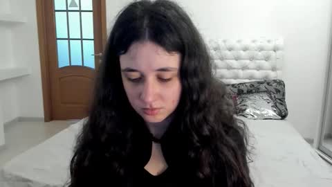 Kate online show from November 9, 8:51 am