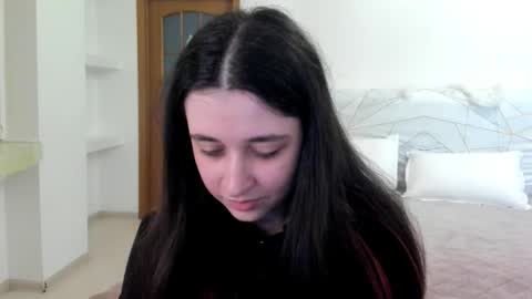 Kate online show from May 31, 10:03 am