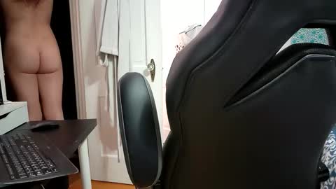 Gina James online show from December 15, 1:45 am