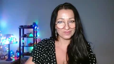 GinaONeon online show from October 4, 8:17 pm