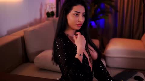 Snapshot of ginavalentinna chatting on February 27, 11:04 pm Gina online show from February 27, 11:04 pm