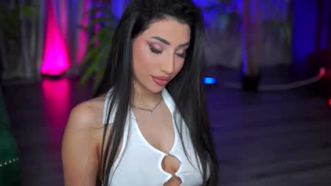 Snapshot of ginavalentinna chatting on October 15, 7:15 pm Gina online show from October 15, 7:15 pm