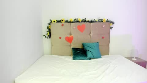 Gine online show from March 5, 2:25 am