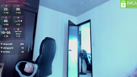 Snapshot of ginger_smil chatting on March 12, 2:56 pm  Diana   online show from March 12, 2:56 pm