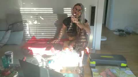 GingerPink online show from January 7, 9:14 am