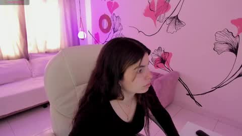 Kendall online show from April 11, 1:26 pm