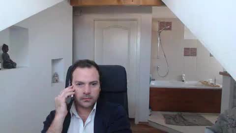 gintonik89 online show from February 19, 7:28 am